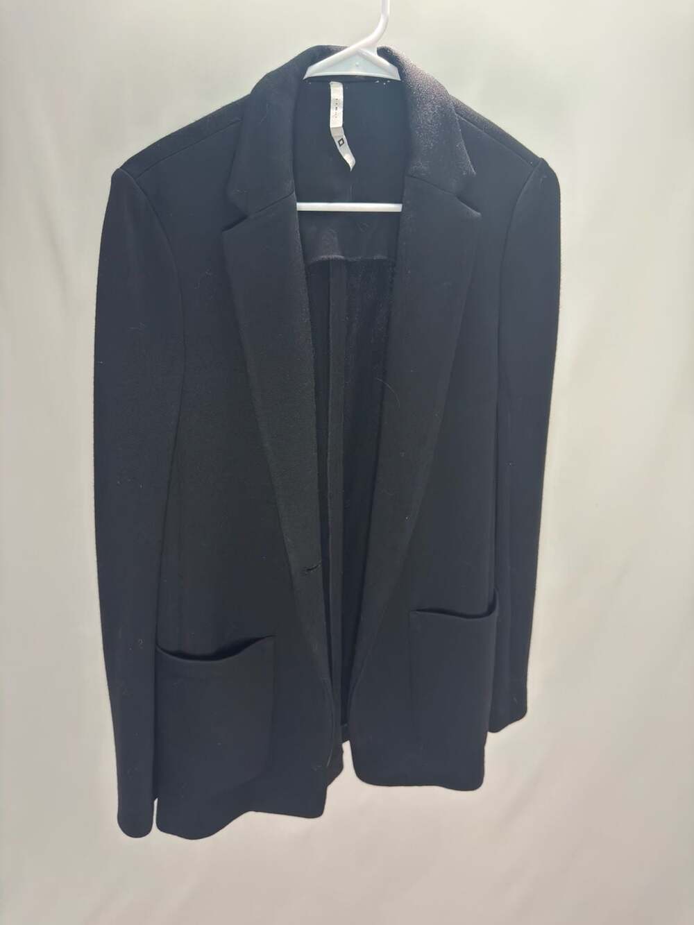 Isli New York 100% Wool Single Button Knit Blazer Jacket with Patch Pockets